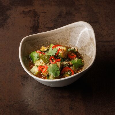 Битые огурцы с орехами кешьюв Doge по цене 240 ₽