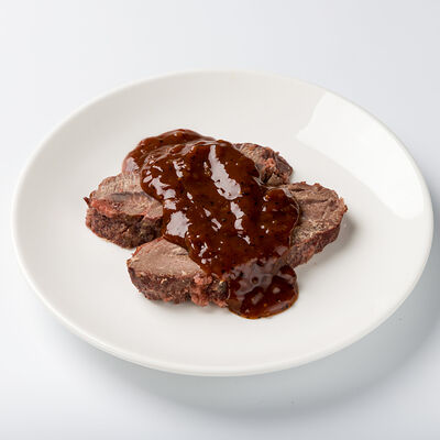 Говяжьи щёчки в перечном соусе в Му-Му по цене 610 ₽