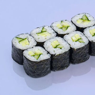 Маки с огурцом в EDOO Rolls & Pizza по цене 215 ₽