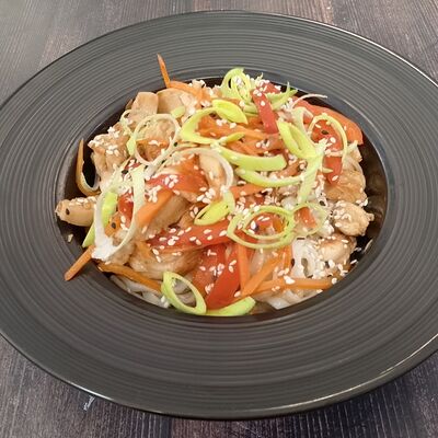 Лапша с курицей в Сол Cити по цене 515 ₽