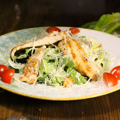 Цезарь с курицей в Vagr по цене 420 ₽