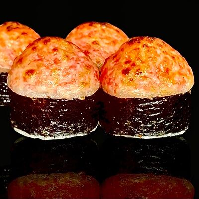 Запеченный ролл Эби в Hot Pizza по цене 550 ₽