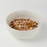 Овсяная каша с бананом и миндальной пастой в Balance coffee