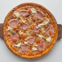 Пицца цыпленок с ветчиной в Милано