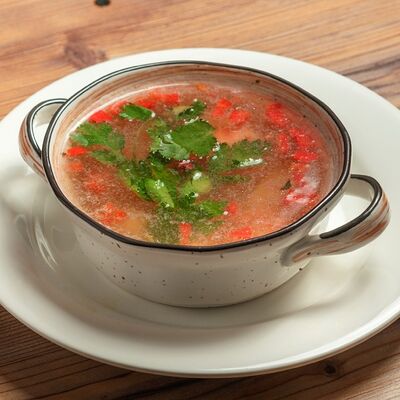 Уха по-южному с тремя видами рыбы в Караоке Соло по цене 450 ₽