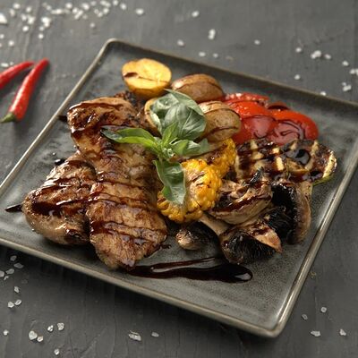 Стейк из куриного филе в Гвозди по цене 690 ₽