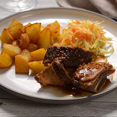 Говяжьи ребра в медово-горчичном соусе в Станция сады по цене 989 ₽