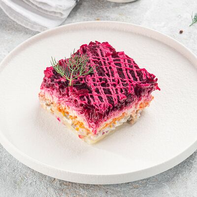 Салат Сельдь под шубой в Магбургер & Братья Караваевы по цене 149