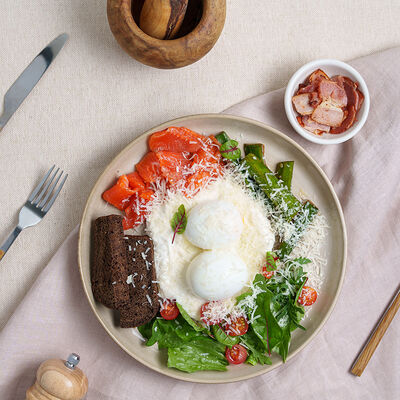 BON-завтрак с беконом в Bon Bistrot по цене 650 ₽