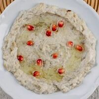 Мутабаль в Yiayia-ЯЯ
