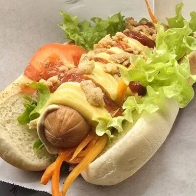 Датский хот-дог курица в Мясная жара по цене 260 ₽