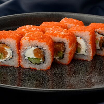 Калифорния с лососем в Роллинка по цене 480 ₽