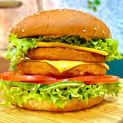 Бургер Double с курицой в Gilam Food по цене 600 ₽
