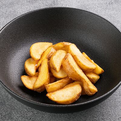 Картофельные дольки в Holy Hotdoggers по цене 450 ₽