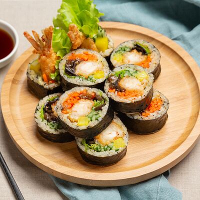 Кимпаб с креветкой васаби в Кореана по цене 680 ₽