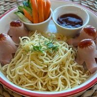 Комбо детское с макарошками, сосисками, овощными палочками и кетчупом в ТестоФарш