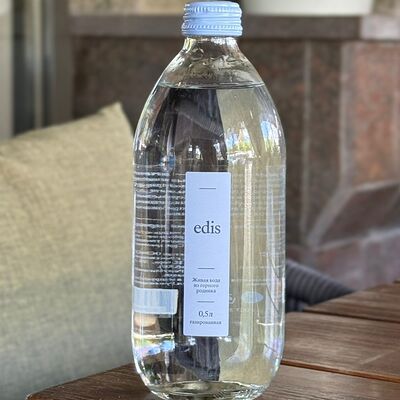 Вода Edis с газом в 12 kitchen & wine по цене 390 ₽
