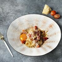 Карбонара с беконом и аргентинским пармезаном в Rave Resort