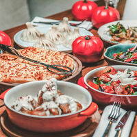 Грузинский комбо-ужин в Двор Помидор