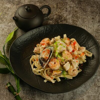 Паста с морепродуктами в Zen по цене 610 ₽