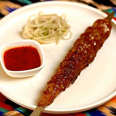 Люля-кебаб из говядины в Чайхана Арафа по цене 335 ₽