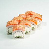 Опаленная Филадельфия с огурцом в ЁБИСАН