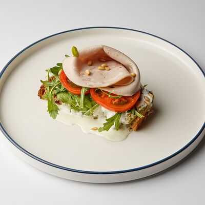 Аво Тост Страчателла и мортаделла в Avo kitchen & bar по цене 750 ₽