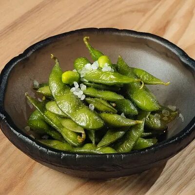Бобы эдамаме с солью в Tsunami по цене 350 ₽