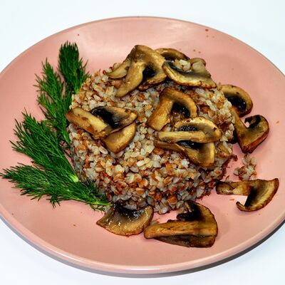 Гречка с грибами в У Сватов по цене 400 ₽