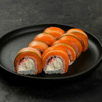 Филадельфия с икрой масаго в Васаби