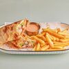 Ролл с курицейв NIQA Patisserie & Cafe по цене 990