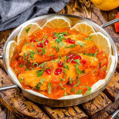 Осетрина по традиционному азербайджанскому рецепту в Роял Палас по цене 850 ₽