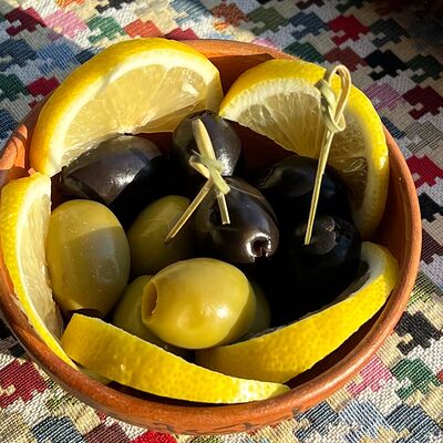 Оливки и маслины в Кинто по цене 660 ₽