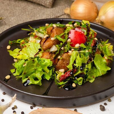 Салат с баклажаном и кабачком в Mesto Sushi & Grill по цене 290