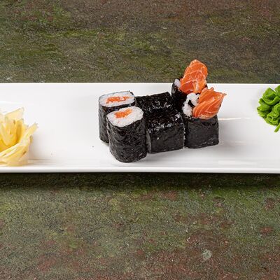 Ролл Маки с лососем в Бай Тай по цене 520 ₽