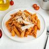 Пенне в томатном соусе с курицей и моцареллой в Простая еда по цене 329