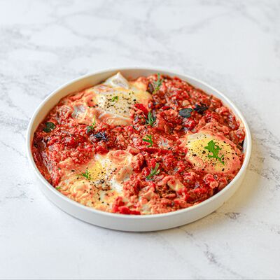 Шакшука из трех яиц в Stories по цене 400 ₽