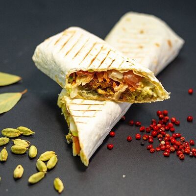 Фалафель в лаваше в Джудос joudos шаверма 12 по цене 405 ₽