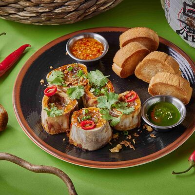 Запеченные мозговые косточки Тый Ныонг в Шикари по цене 690