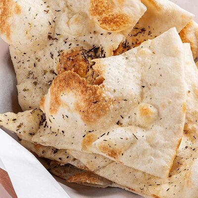 Фокачча с розмарином и чесноком в Avgust13 по цене 490 ₽