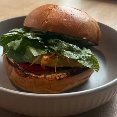 Итальянский Chiken-бургер в Bella Strada по цене 790 ₽