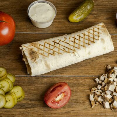 Донер стандарт в GRILL & SUSHIMASTER - ГРИЛЬ и СУШИ МАСТЕР по цене 189