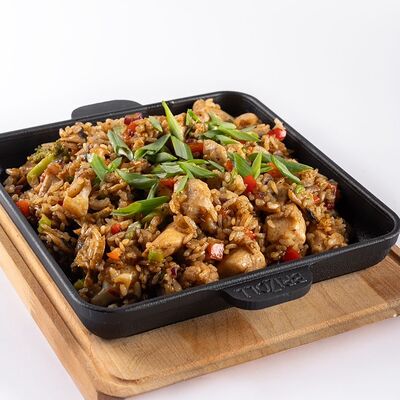 Теппаньяки с курицей в Пинта по цене 3190 ₸