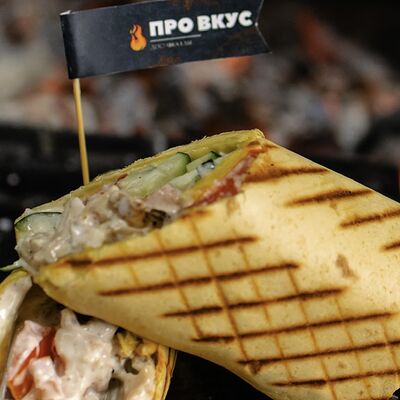 Сырная шаурма со свининой в Провкус по цене 399 ₽