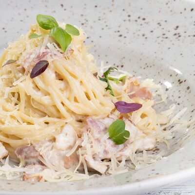 Паста Карбонара в На речке по цене 590 ₽