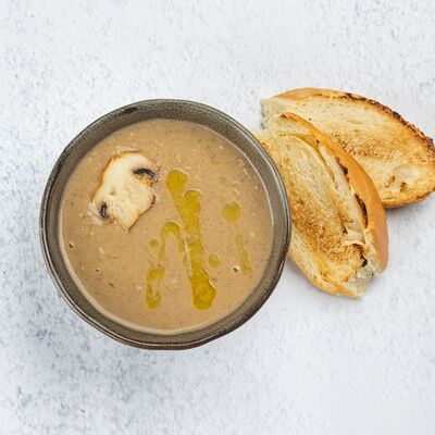 Грибной крем-суп в Pizza & Roll по цене 520 ₽