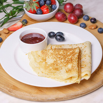 Блинчики с джемом в King Dessert по цене 240 ₽
