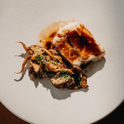 Треска с грибами в Eno Bistro по цене 1850 ₽