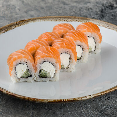 Ролл Филадельфия с лососем в ЛарисуВаннуХочу по цене 460