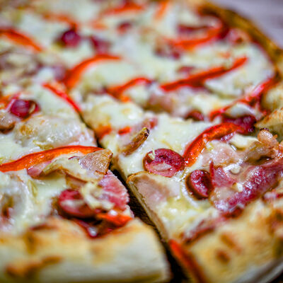 Пицца Тарантелла (30см) в Restobar Первый & Ресторан доставки Личный повар по цене 659 ₽